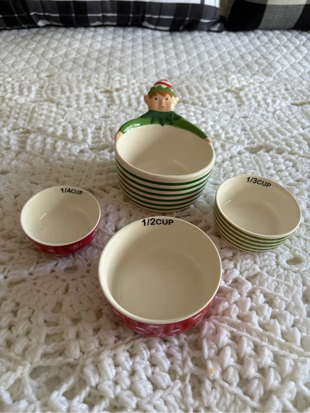 Festive Elf Ceramic Nesting Measuring Cups - Green and Red